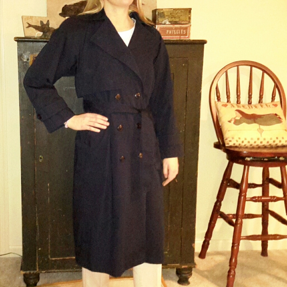 CLOSET SALE...Women's All Weather Trench Coat